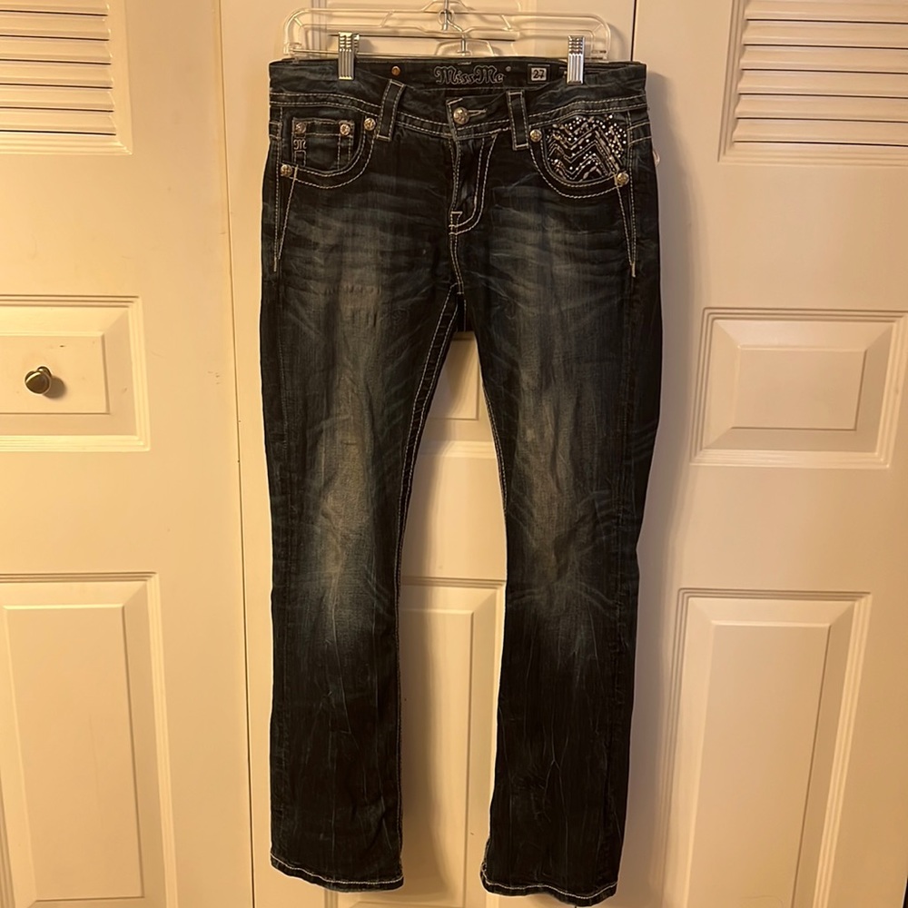 Miss Me size 27 waist - Mid rise easy boot